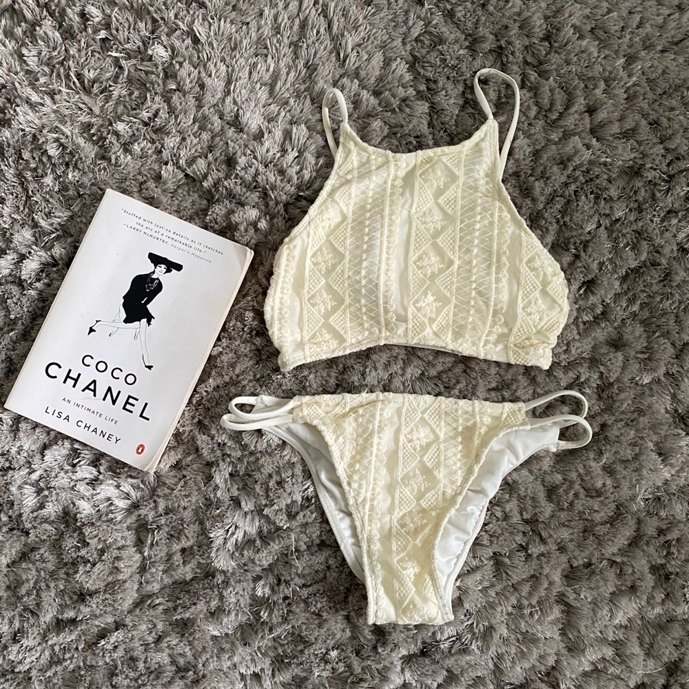 🔥 xhilaration white lace bikini swimsuit